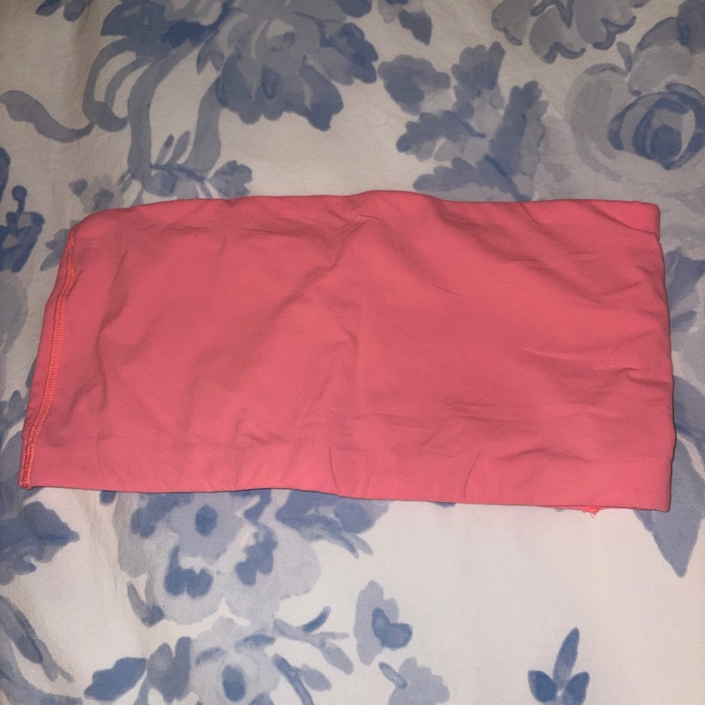 SKIMS Vibrant Pink Bandeau Top - Picture 2 of 4